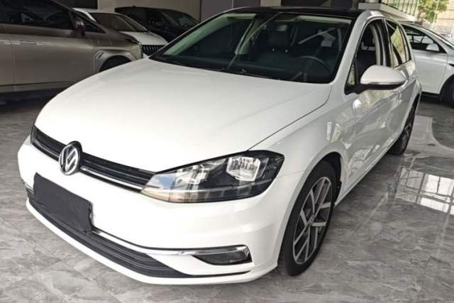Ojetý Volkswagen Golf 2019 280TSI DSG Luxury Version China V Standard