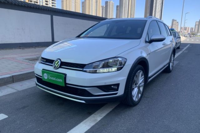 Used Volkswagen Golf 2019 1.8TSI Travel Edition