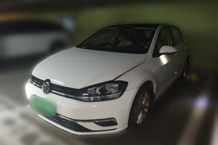 Used Volkswagen Golf 2019 200TSI DSG Comfort & Ambition Edition China VI Standard Guazi used car, China used car export, Used car for sale, Used cars, Cheapest cars for sale