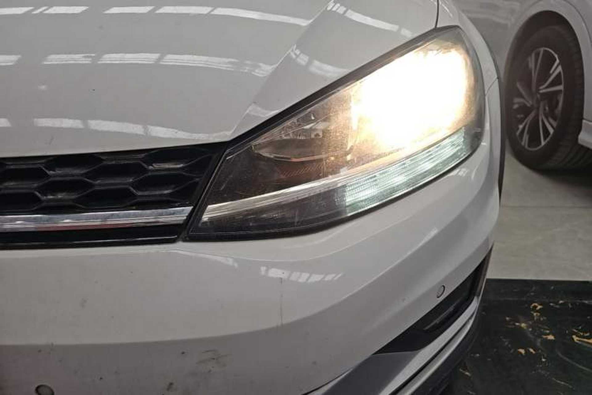 Used Volkswagen Golf 2019 1.8TSI Travel Edition Left Front Headlight