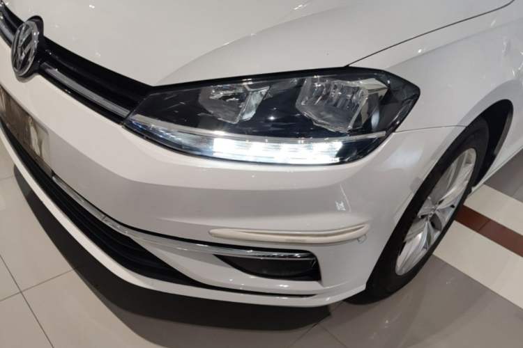 Used Volkswagen Golf 2019 200TSI DSG Comfort & Ambition Edition China VI Standard Left Front Headlight