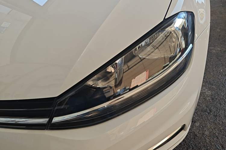 Used Volkswagen Golf 2019 200TSI DSG Comfort & Ambition Edition China VI Standard Left Front Headlight