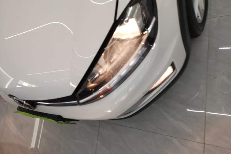Used Volkswagen Golf 2019 1.8TSI Travel Edition Left Front Headlight