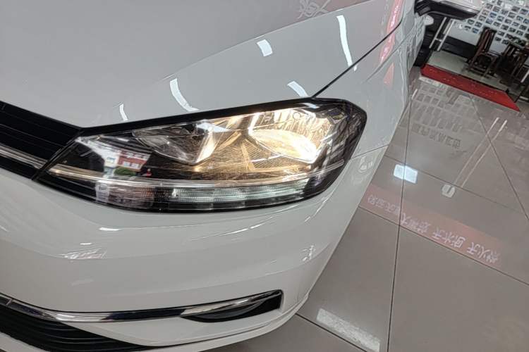 Used Volkswagen Golf 2019 1.6L Automatic Comfort Model China V Standard Left Front Headlight