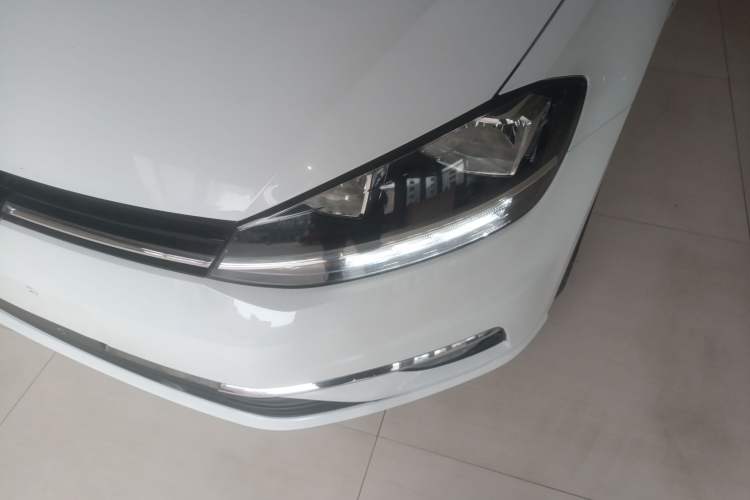 Used Volkswagen Golf 2019 200TSI DSG Comfort & Ambition Edition China VI Standard Left Front Headlight