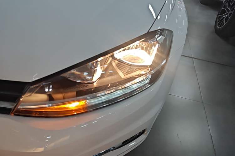 Used Volkswagen Golf 2019 1.6L Automatic Comfort Model China V Standard Left Front Headlight