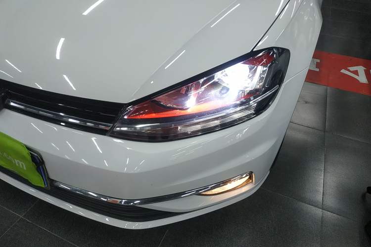Used Volkswagen Golf 2019 280TSI DSG Comfort Version China VI Standard Left Front Headlight
