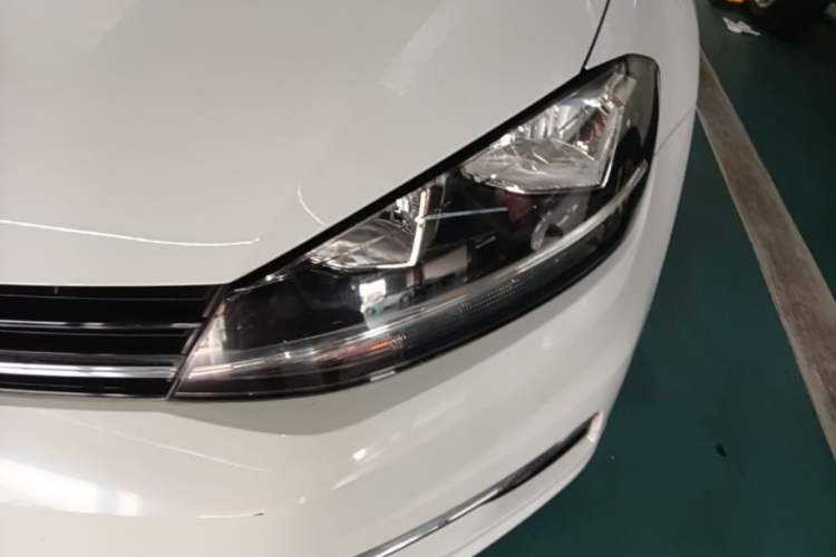 Used Volkswagen Golf 2019 200TSI DSG Comfort & Ambition Edition China VI Standard Left Front Headlight
