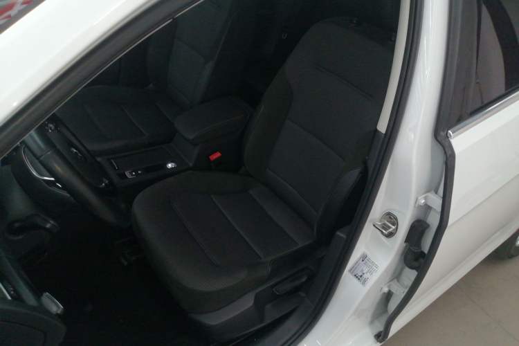 Used Volkswagen Golf 2019 280TSI DSG Comfort Version China VI Standard Left Front Seat