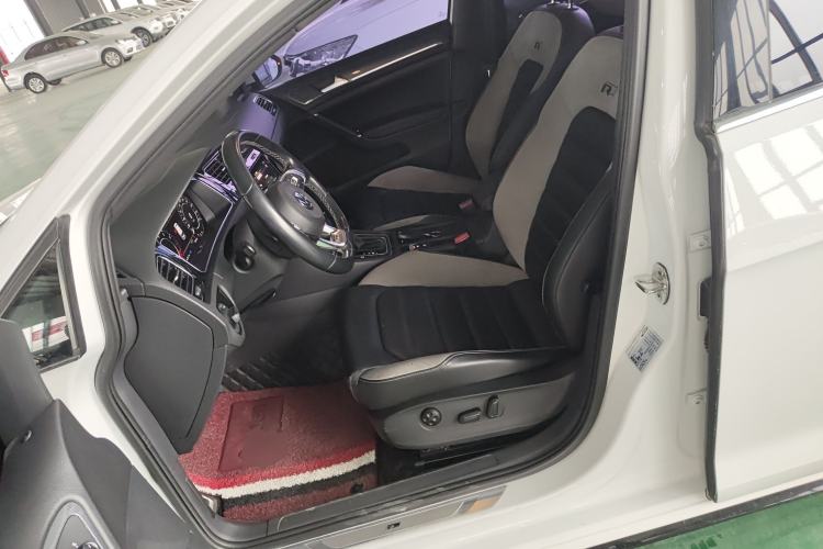 Used Volkswagen Golf 2019 280TSI DSG R-Line China VI Standard Left Front Seat