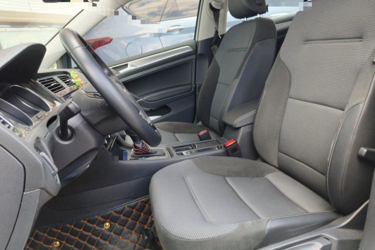Used Volkswagen Golf 2019 280TSI DSG Comfort Version China VI Standard Left Front Seat