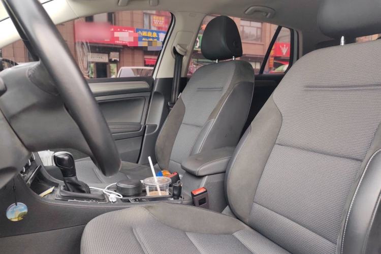 Used Volkswagen Golf 2019 1.6L Automatic Comfort Model China V Standard Left Front Seat