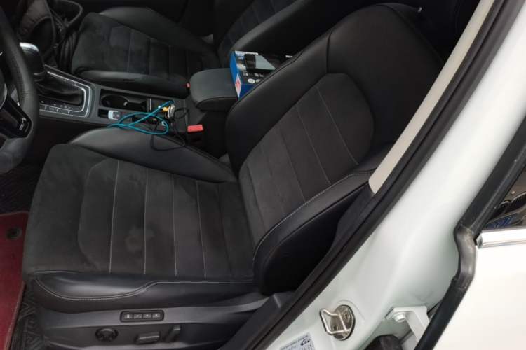 Used Volkswagen Golf 2019 280TSI DSG Luxury Version China VI Standard Left Front Seat