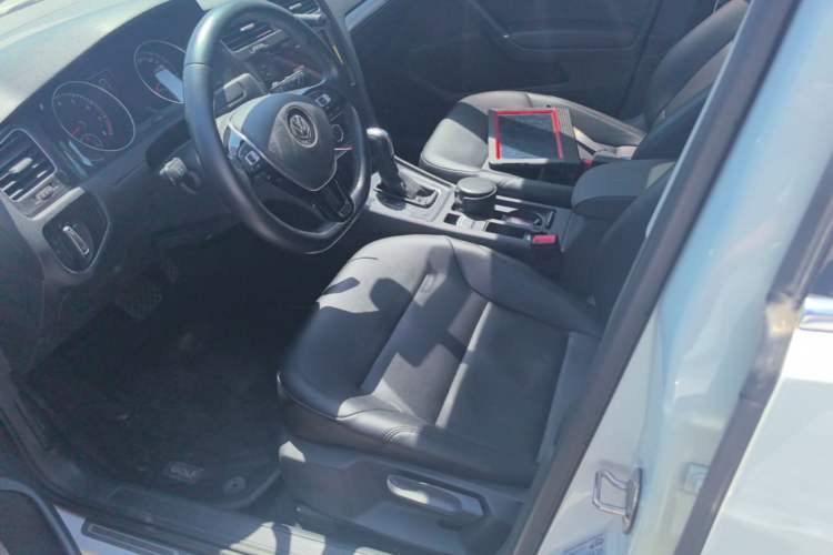Used Volkswagen Golf 2019 280TSI DSG Comfort Version China VI Standard Left Front Seat