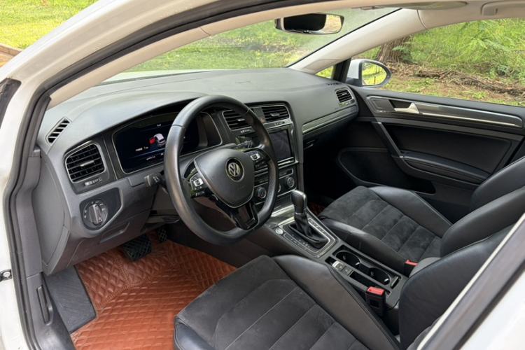Used Volkswagen Golf 2019 280TSI DSG Luxury Version China VI Standard Left Front Seat