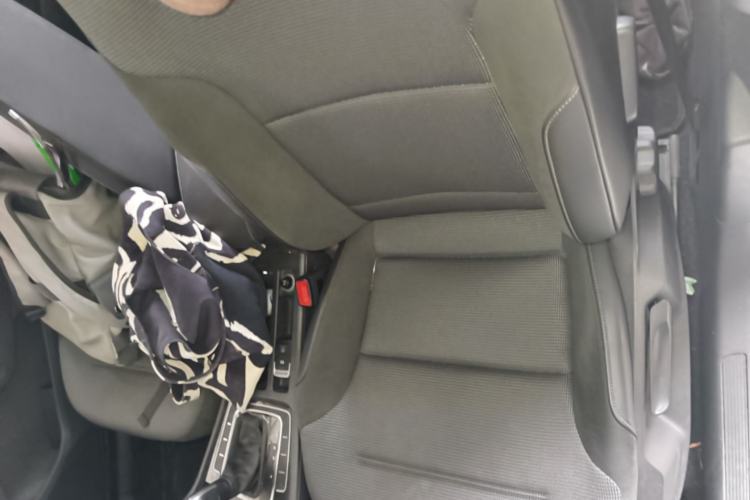 Used Volkswagen Golf 2019 1.6L Automatic Comfort Model China V Standard Left Front Seat