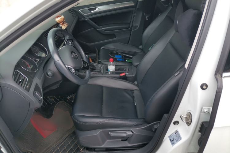 Used Volkswagen Golf 2019 200TSI DSG Comfort & Ambition Edition China VI Standard Left Front Seat