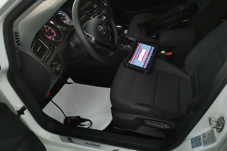 Used Volkswagen Golf 2019 1.8TSI Travel Edition Left Front Seat