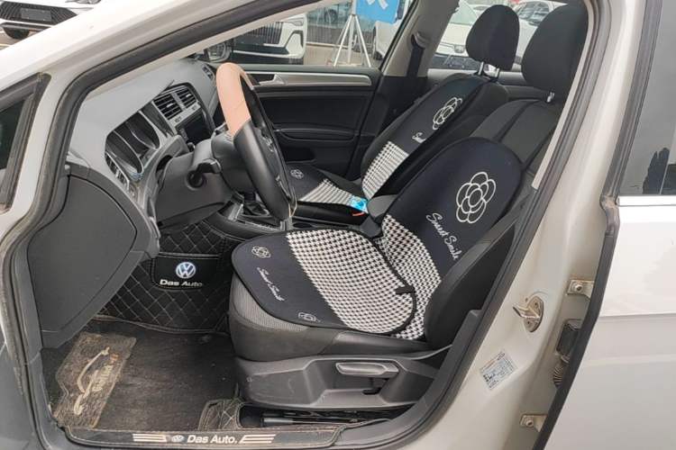 Used Volkswagen Golf 2019 280TSI DSG Comfort Version China VI Standard Left Front Seat