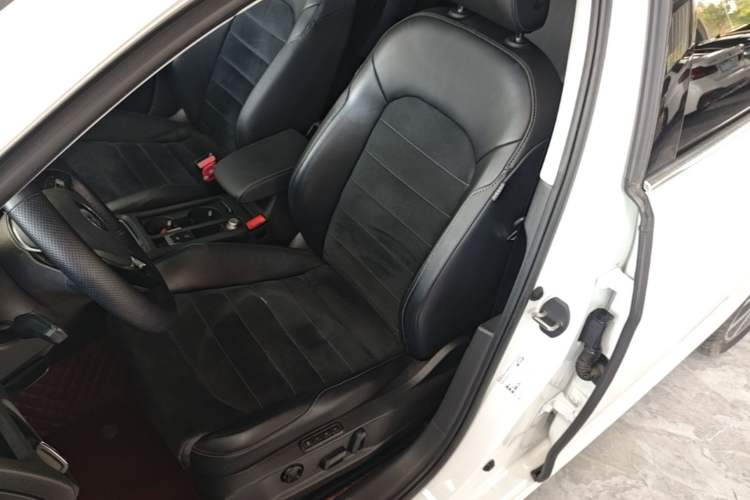 Used Volkswagen Golf 2019 280TSI DSG Luxury Version China V Standard Left Front Seat