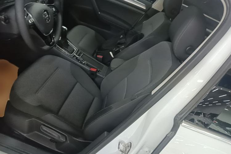 Used Volkswagen Golf 2019 1.6L Automatic Comfort Model China V Standard Left Front Seat