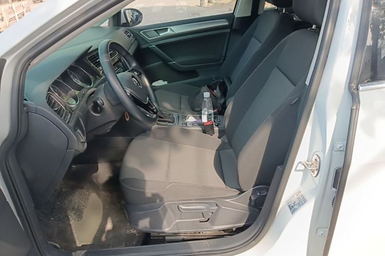 Used Volkswagen Golf 2019 200TSI DSG Comfort & Ambition Edition China VI Standard Left Front Seat