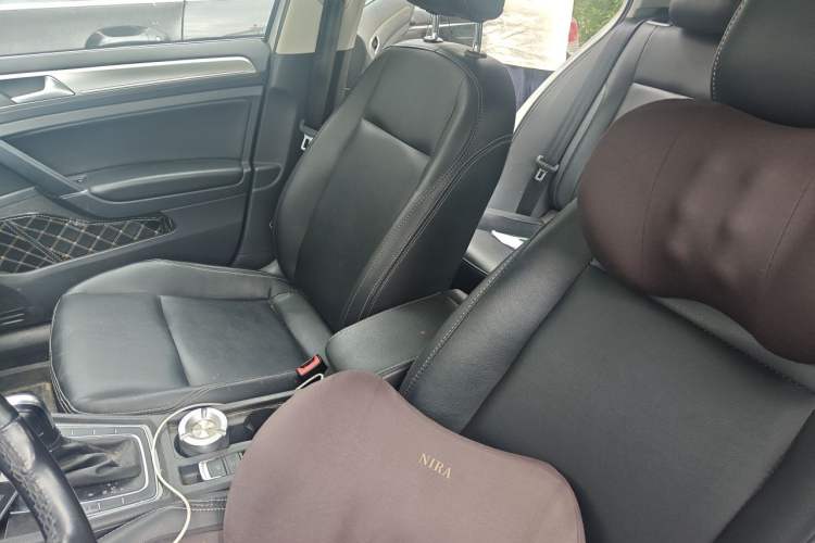 Used Volkswagen Golf 2019 200TSI DSG Comfort Version China VI Standard Left Front Seat