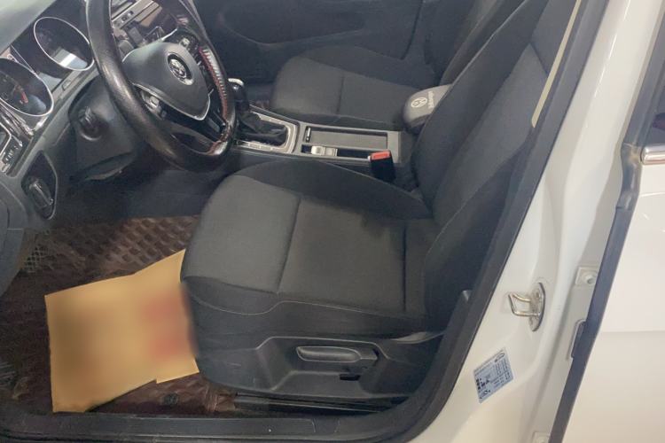 Used Volkswagen Golf 2019 200TSI DSG Comfort & Ambition Edition China VI Standard Left Front Seat