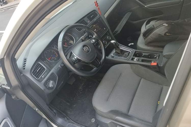 Used Volkswagen Golf 2019 280TSI DSG Comfort Version China VI Standard Left Front Seat