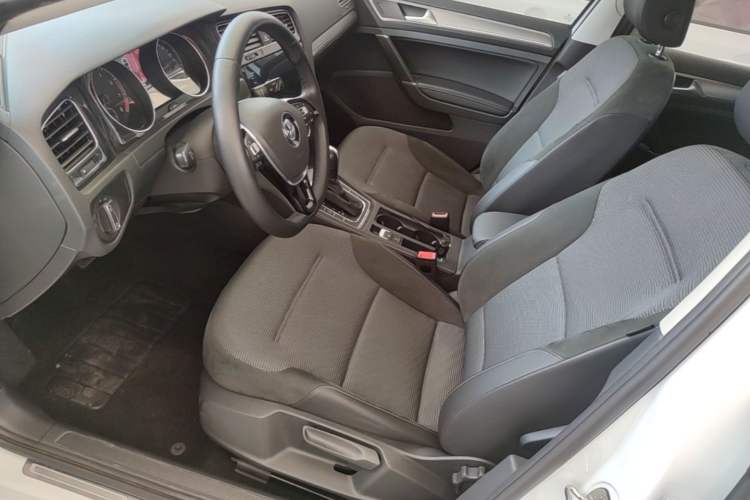 Used Volkswagen Golf 2019 280TSI DSG Comfort Version China VI Standard Left Front Seat