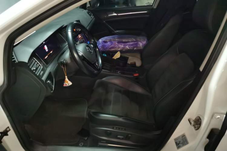 Used Volkswagen Golf 2019 280TSI DSG Luxury Version China VI Standard Left Front Seat