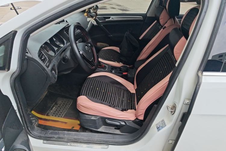 Used Volkswagen Golf 2019 200TSI DSG Comfort & Ambition Edition China VI Standard Left Front Seat