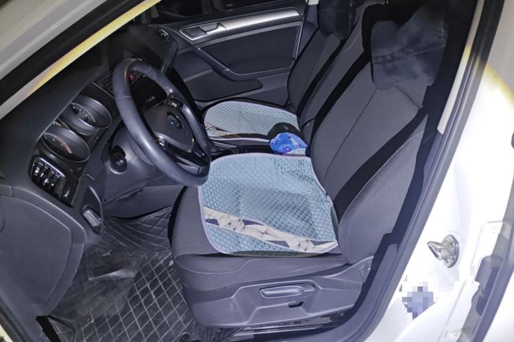Used Volkswagen Golf 2019 200TSI DSG Comfort & Ambition Edition China VI Standard Left Front Seat