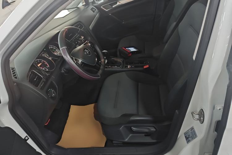 Used Volkswagen Golf 2019 1.6L Automatic Comfort Model China V Standard Left Front Seat