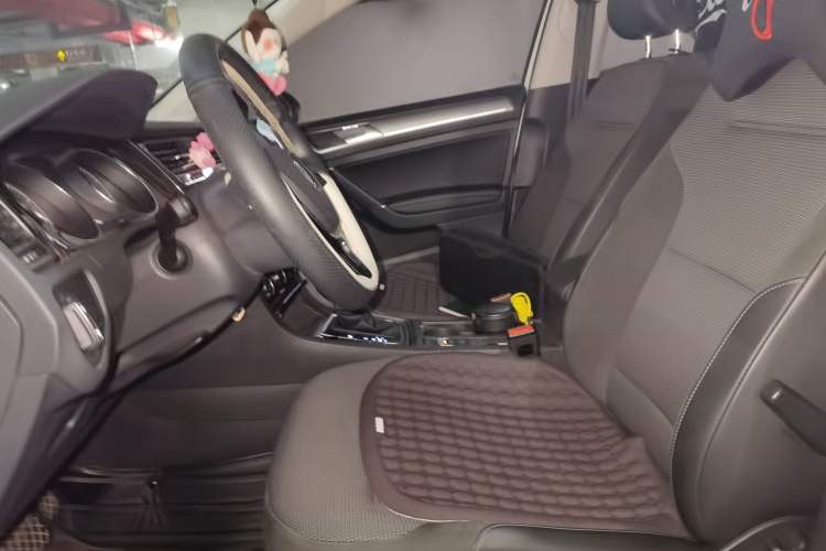Used Volkswagen Golf 2019 280TSI DSG Comfort Version China VI Standard Left Front Seat