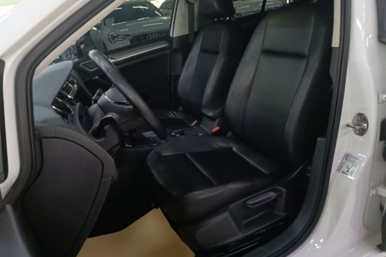 Used Volkswagen Golf 2019 200TSI DSG Comfort & Ambition Edition China VI Standard Left Front Seat