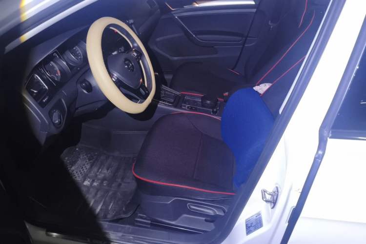 Used Volkswagen Golf 2019 280TSI DSG Comfort Version China VI Standard Left Front Seat