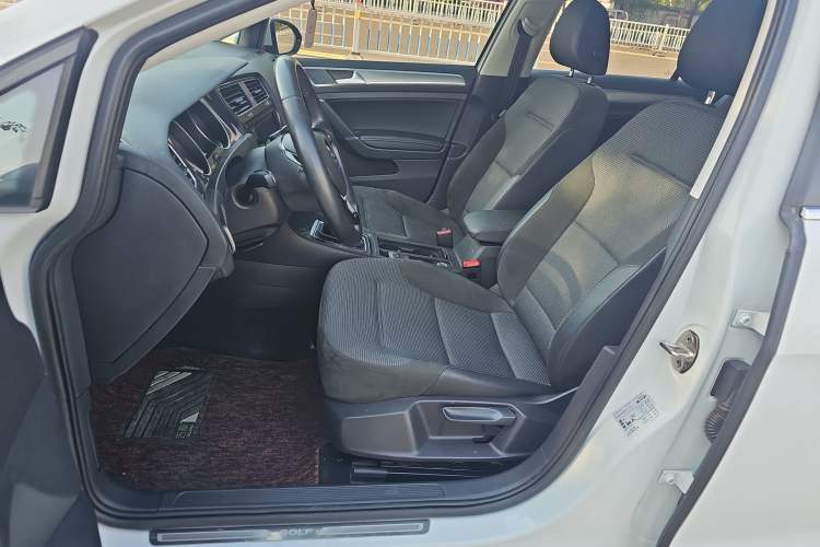 Used Volkswagen Golf 2019 280TSI DSG Comfort Version China VI Standard Left Front Seat