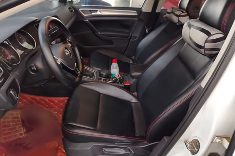 Used Volkswagen Golf 2019 200TSI DSG Comfort & Ambition Edition China VI Standard Left Front Seat