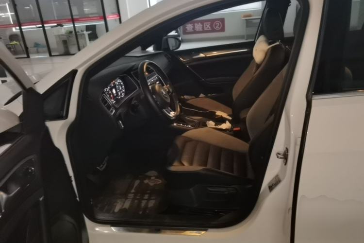 Used Volkswagen Golf 2019 280TSI DSG R-Line China VI Standard Left Front Seat