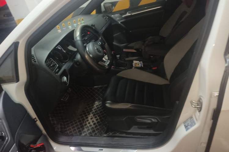 Used Volkswagen Golf 2019 280TSI DSG R-Line Model China V Standard Left Front Seat
