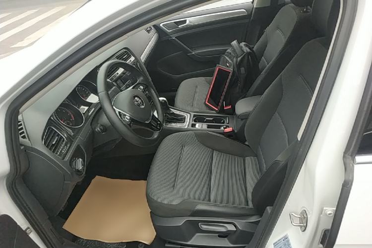 Used Volkswagen Golf 2019 1.6L Automatic Comfort Model China V Standard Left Front Seat
