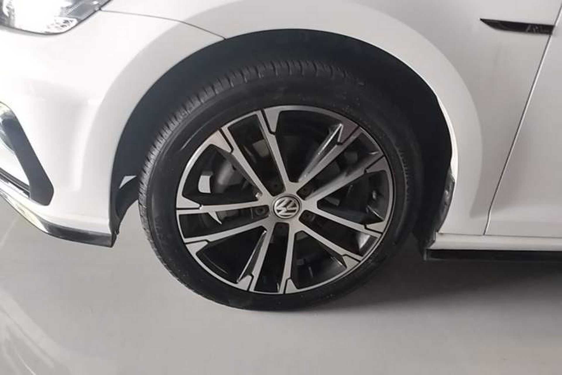 Used Volkswagen Golf 2019 280TSI DSG R-Line China VI Standard Left Front Wheel Hub