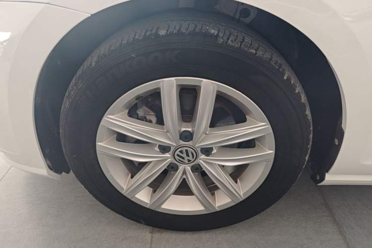 Used Volkswagen Golf 2019 200TSI DSG Comfort & Ambition Edition China VI Standard Left Front Wheel Hub