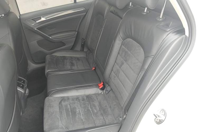 Used Volkswagen Golf 2019 280TSI DSG Luxury Version China V Standard Left Rear Seat