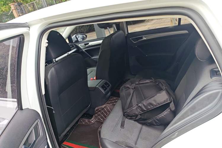 Used Volkswagen Golf 2019 280TSI DSG Comfort Version China V Standard Left Rear Seat