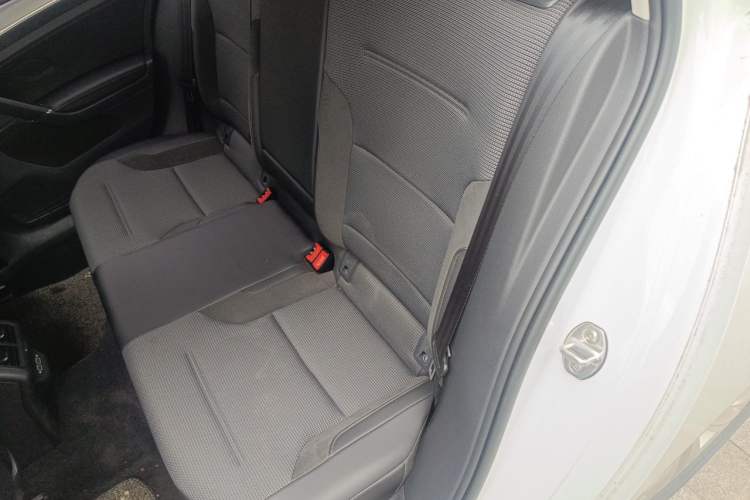 Used Volkswagen Golf 2019 280TSI DSG Comfort Version China VI Standard Left Rear Seat