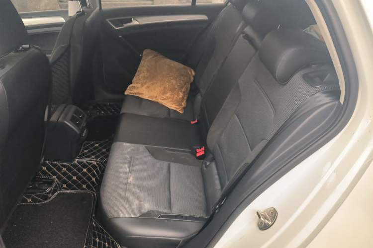 Used Volkswagen Golf 2019 280TSI DSG Comfort Version China VI Standard Left Rear Seat