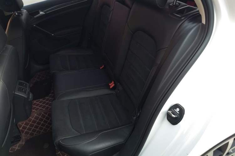 Used Volkswagen Golf 2019 280TSI DSG Luxury Version China V Standard Left Rear Seat