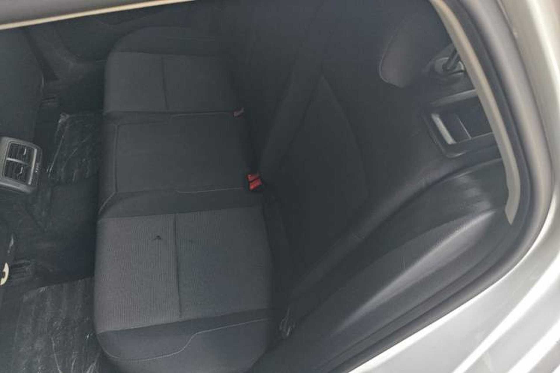 Used Volkswagen Golf 2019 1.6L Automatic Fashion Model China V Standard Left Rear Seat